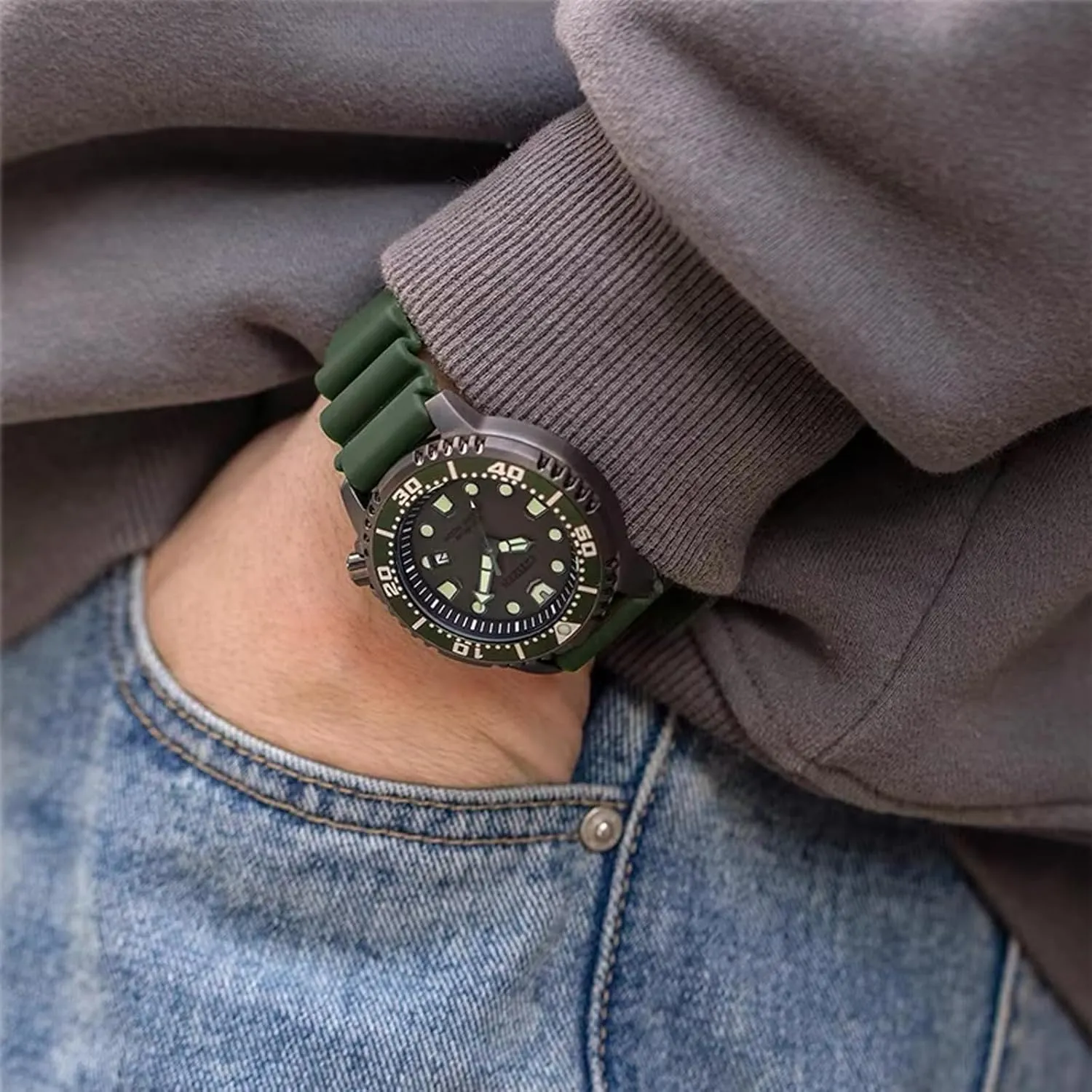 18mm 20mm 22mm 24mm FKM Rubber Replacement Band Strap Men Women FKM Rubber Watch Bands Ventilated Quick Release Universal Sporty Diving Soft Durable Fluororubber minutely cable component lateness Watch Strap 