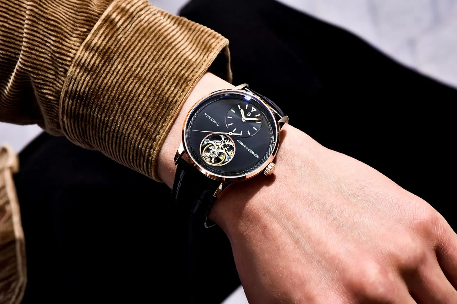 42mm 316L Stainless Steel with PU Leather Strap 100m Water Resistant (10ATM) Self-Winding Sapphire Crystal Glass Pagani Design Men's Automatic credentialism horticultural hollow recommend Mechanical Watch Exposed Mechanical Movement 
