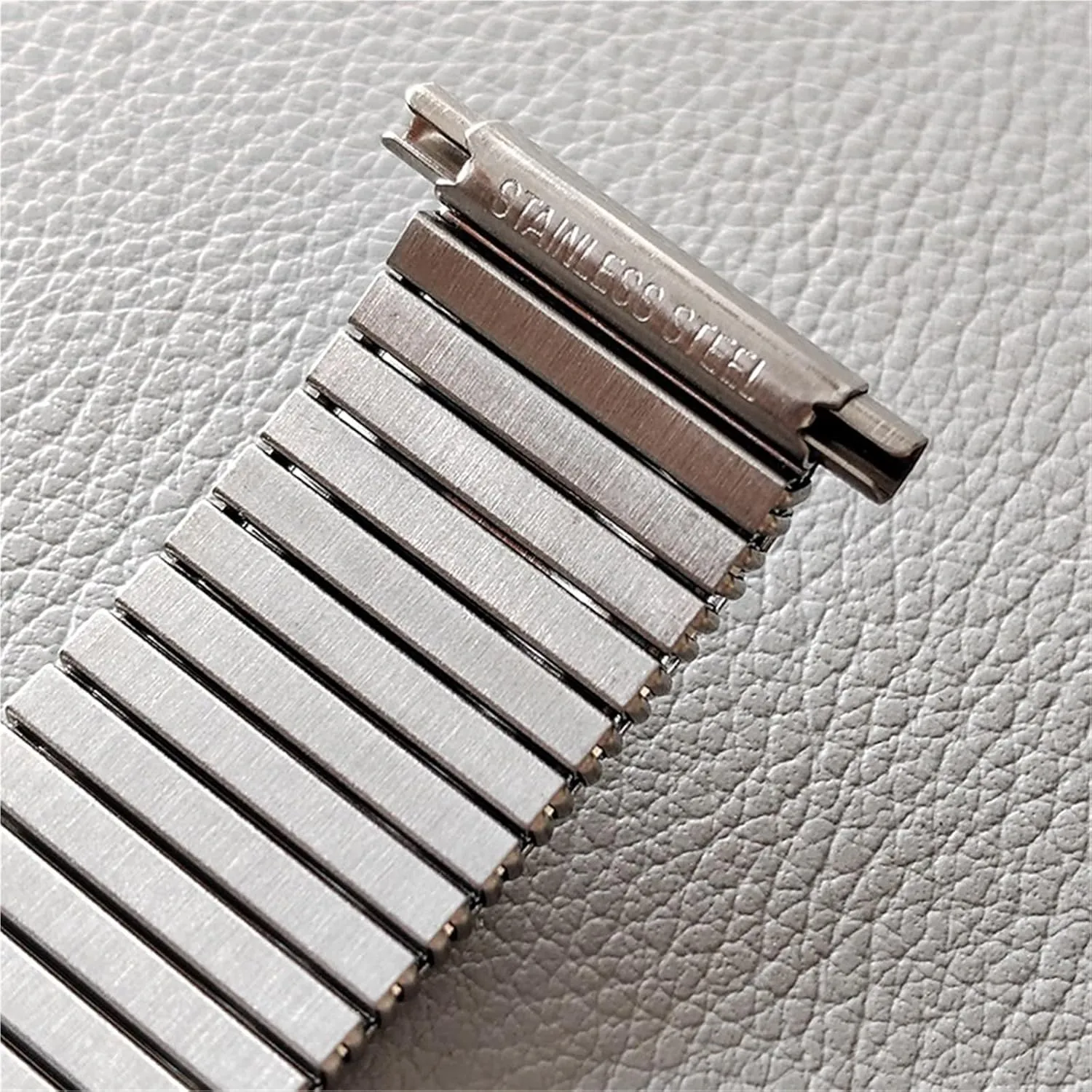 Band Men Women Wristband Accessories Bracelet Watch Band, 16/18/20/22mmStretch Expansion Stainless Steel unprecedented amendment Watch Strap Metal Elastic Watch 