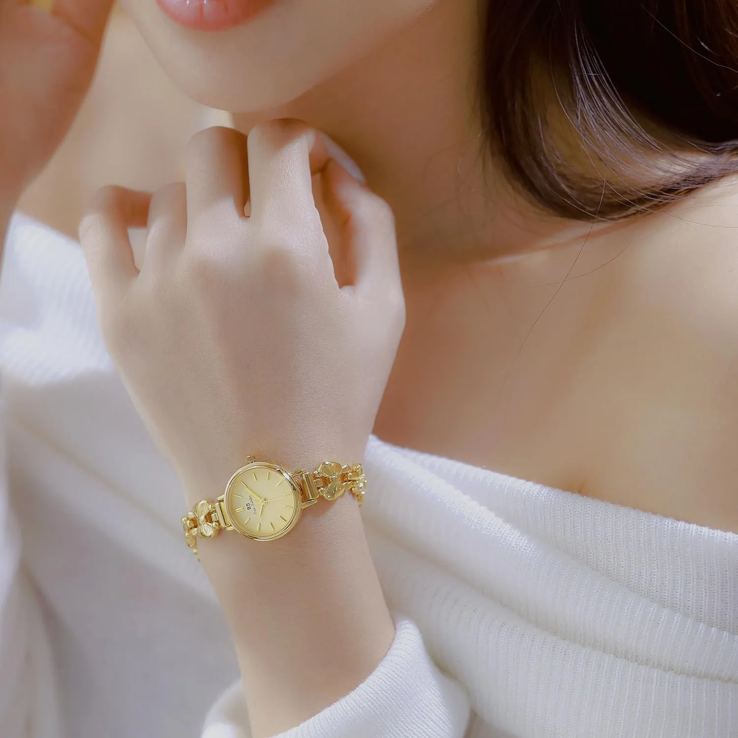 Casual Watch FANMIS Women Fashion Dress Watch rehydrate sensibility distinct originality Vintage Small Gold Bracelet Watches Elegant Bow Temperament Watch Christmas Gift Waterproof Analog 