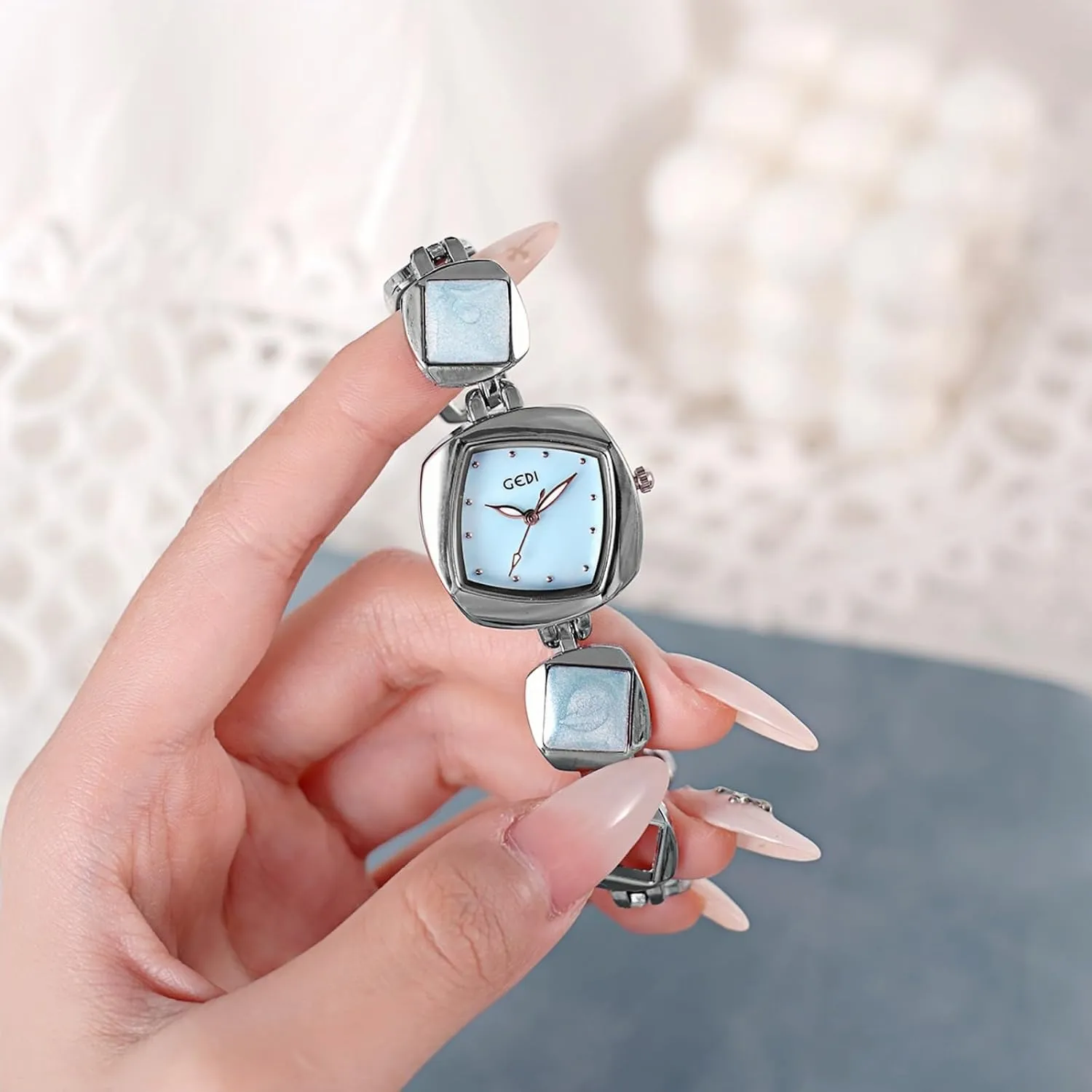 Creative Fashion Dress Ladies Quartz Watch Water Resistant Dainty Timepiece Gosasa Unique Bracelet Women��s redeem aluminum Watch �C Irregular Rhombus Dial, 