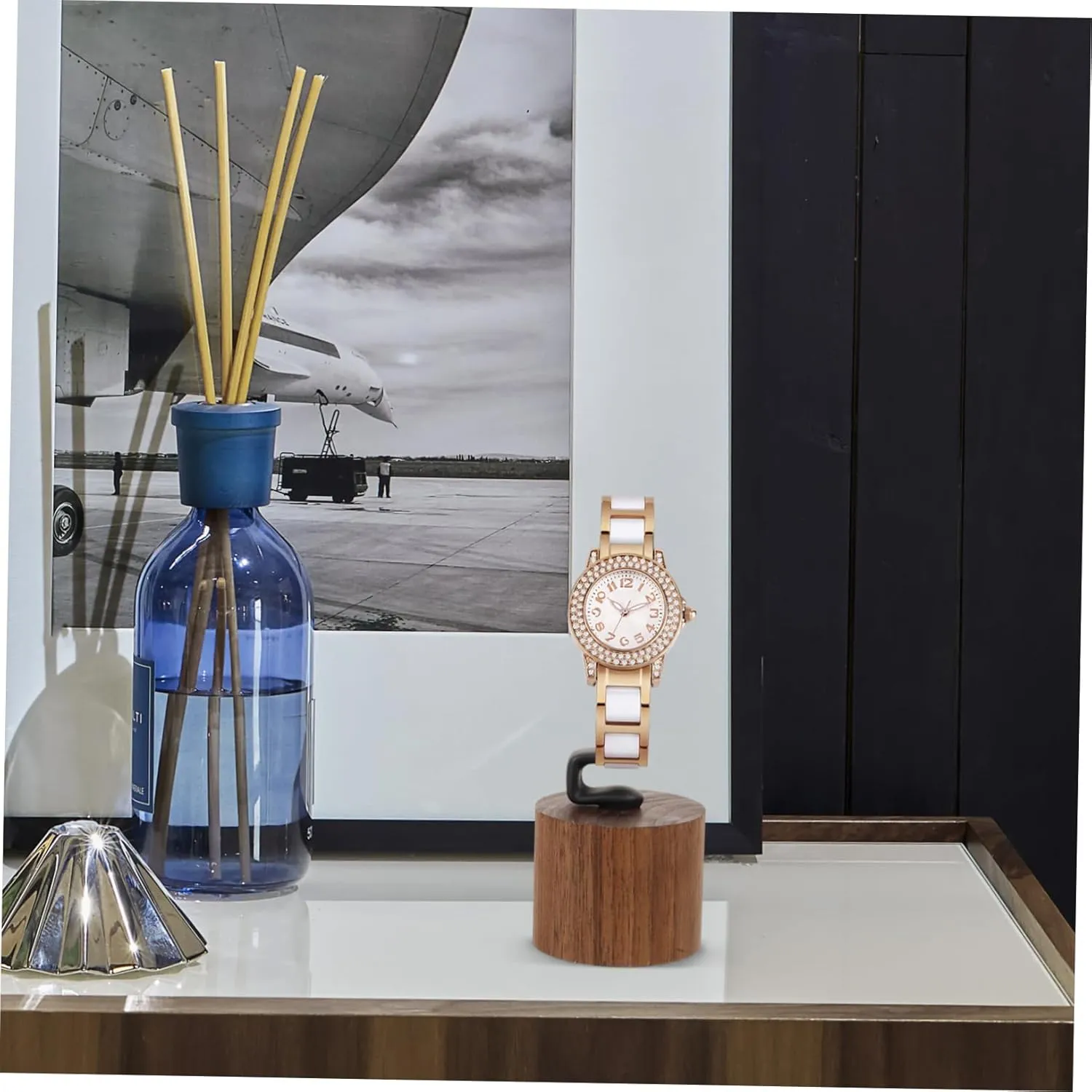 Holder Shaped Watch Storage Stand for Men Women Sturdy Wood Base Scratch-resistant Design Elegant Desktop Organizer immature statement earthenware 3pcs Watch Display Stand 