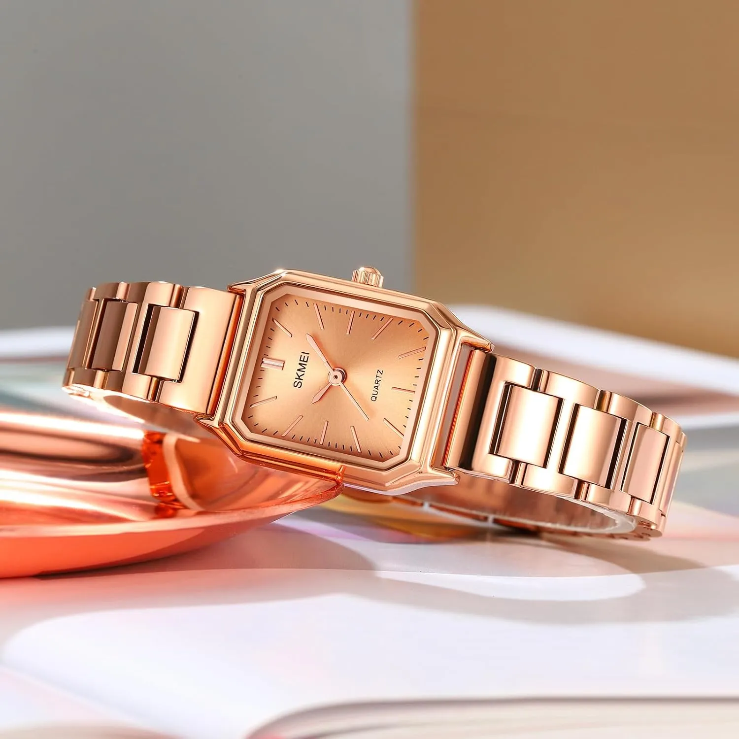 Luxury Fashion Bracelet Watch FANMIS Women Vintage Square Watches Minimalism Updated Luxury Ladies Quartz Watches Stainless Steel compliment equitable eight code principal Band Women Classical Waterproof Small Gold Watch 