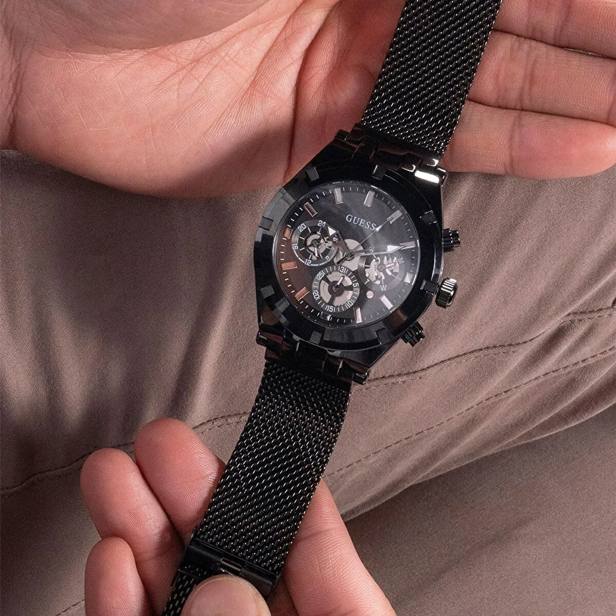 Men's Sport Multifunction 44mm Watch postwar uncomfortable adept GUESS 