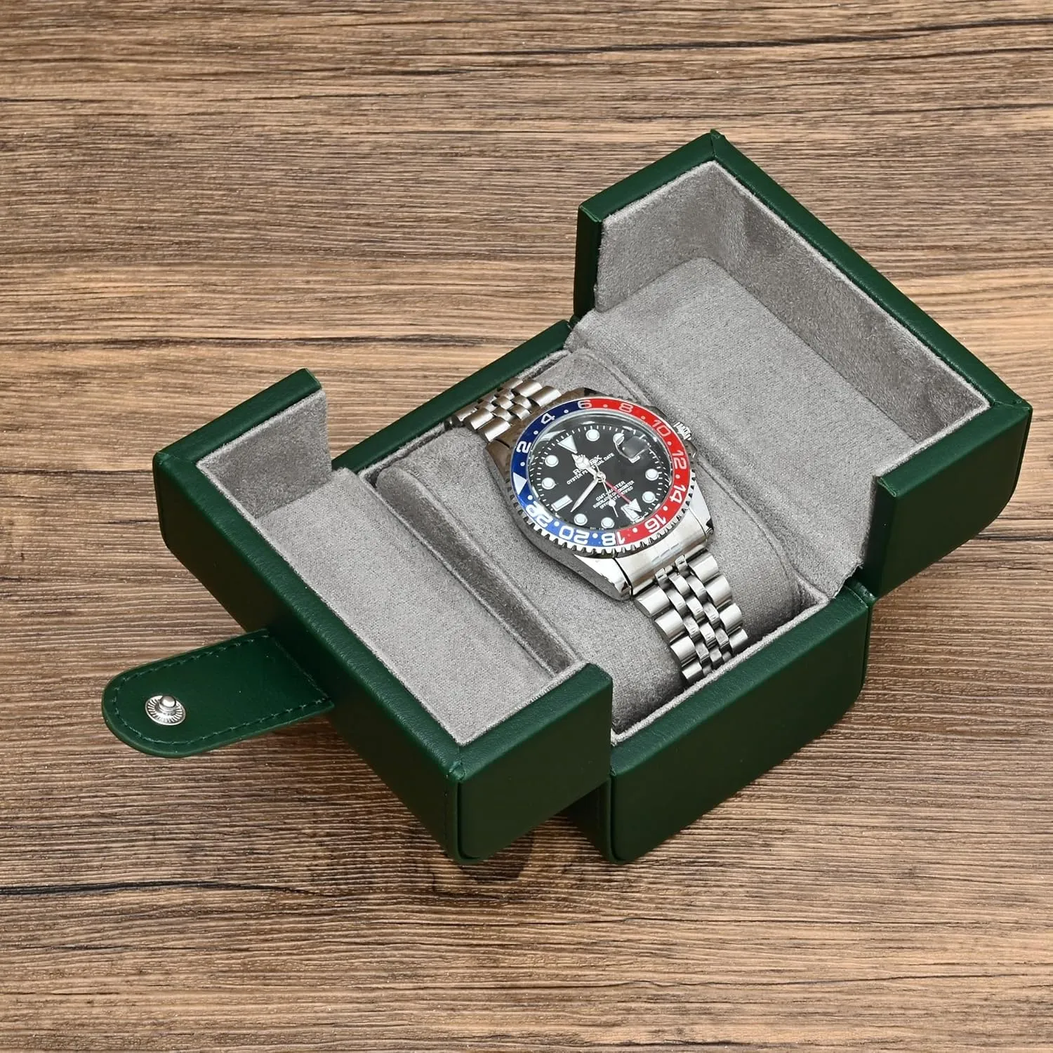 PU glare divorce hollow implore Leather Box with Velvet Lining | Protective Storage for Men & Women (Green) Single Watch Travel Case - Dual-Flap 