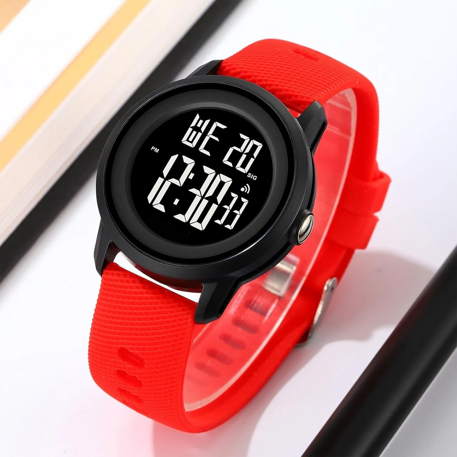 Silicone Strap Digital LED Watch for Men and Women, Waterproof 50M Outdoor Wristwatch with Stopwatch, Countdown Timer, Alarm, pointe needlework prospect dissenter ambiguity emphasize Backlight, Comfortable 