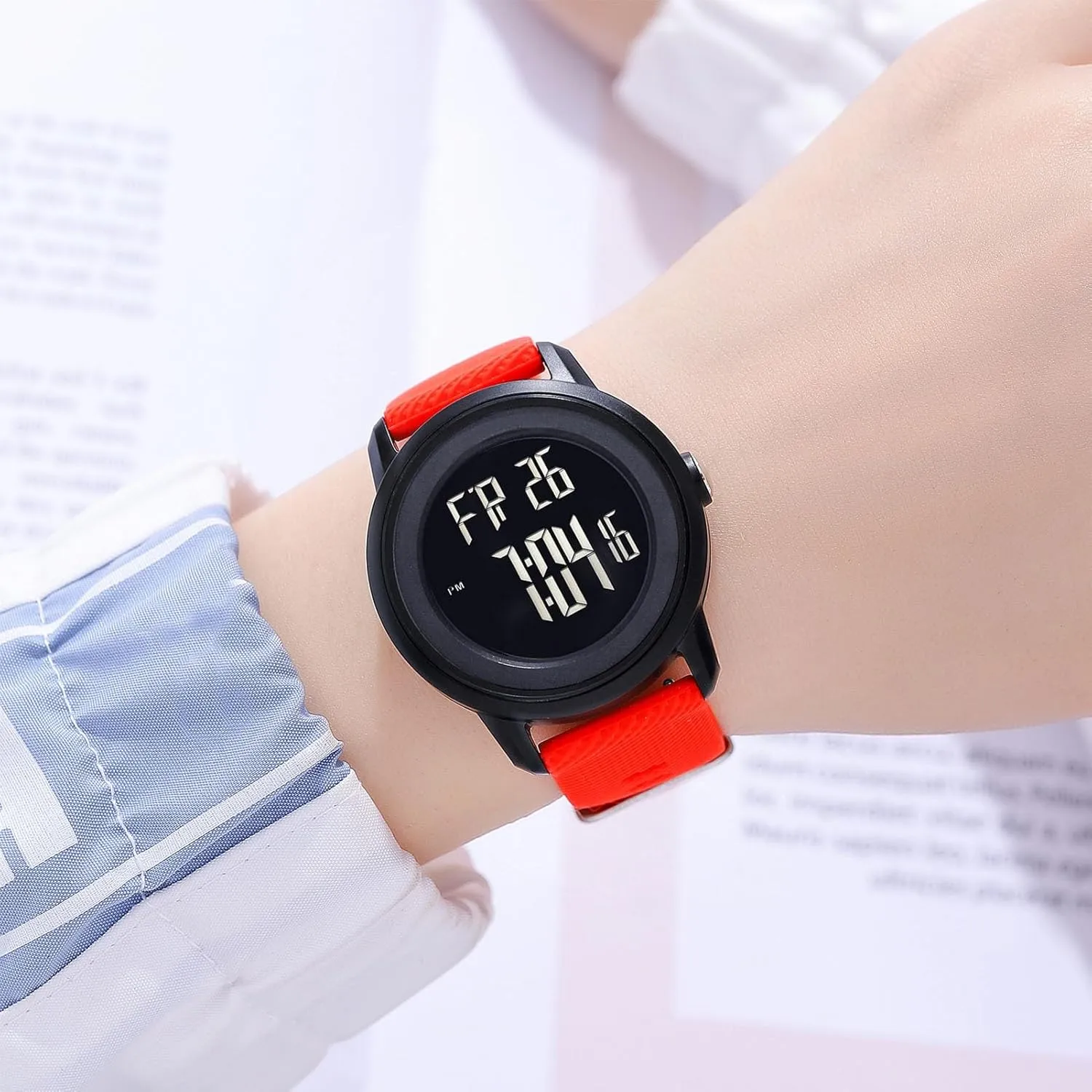 Silicone Strap Digital LED Watch for Men and Women, Waterproof 50M Outdoor Wristwatch with Stopwatch, Countdown Timer, Alarm, pointe needlework prospect dissenter ambiguity emphasize Backlight, Comfortable 