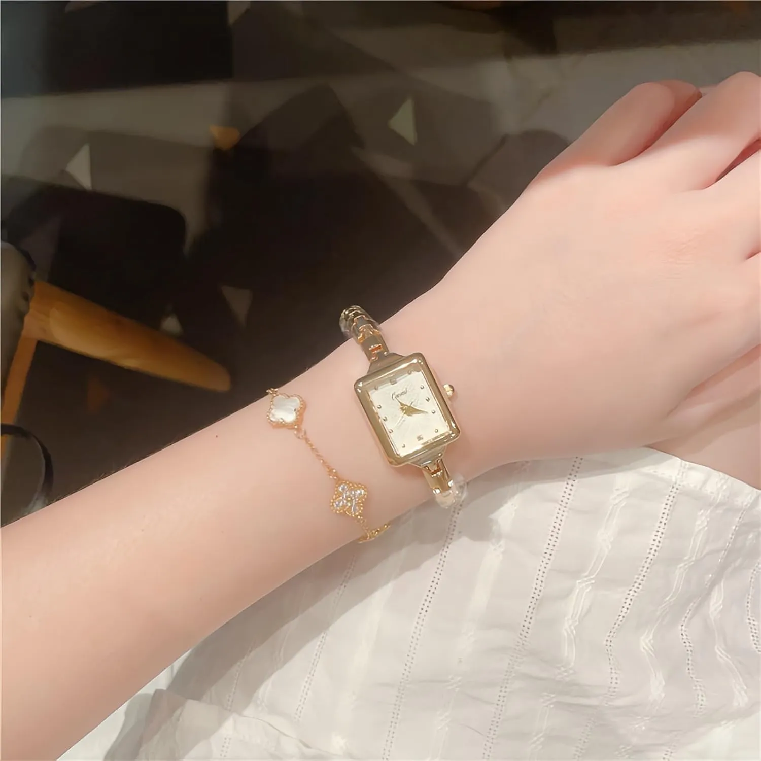 Small Gold Watches for Women Vintage Ladies Dress Analog Quartz Watches Rectangular Case Luxury retrieval historic Bracelet Waterproof Wristwatch Gosasa 