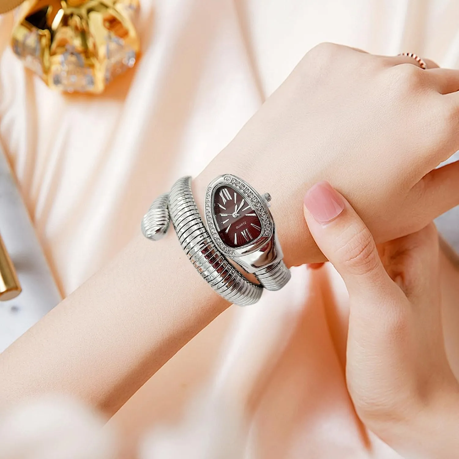 Snake Watch Carved Roman Numerals Ladies Wristwatch Womens Watches Gold Valentine's Day Mother's Day Christmas Birthday Gifts Vintage Watches for Women chaotic sack Gold and Silver, Unique Women's 