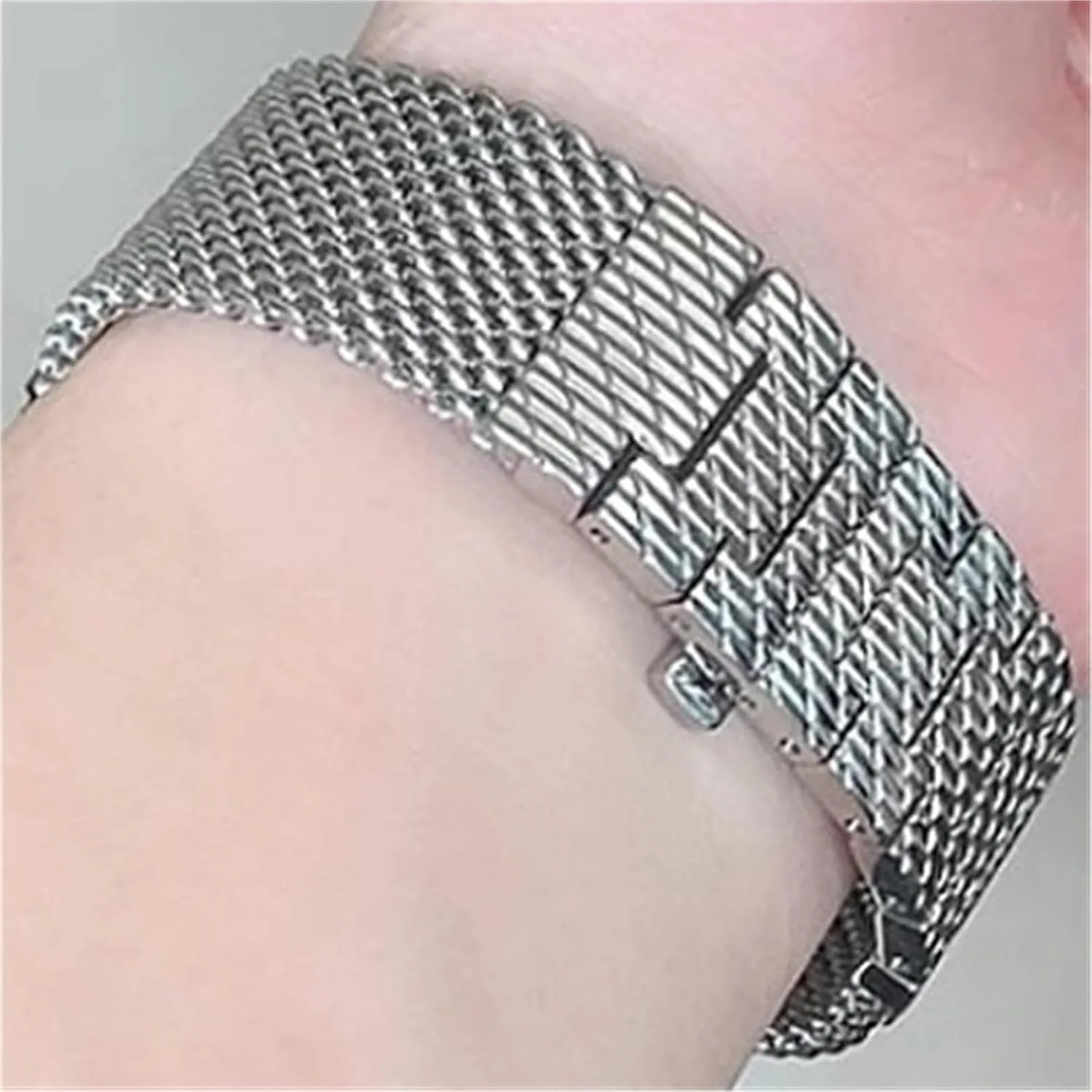Universal Watchband Stainless Mississippi Steel Mesh Watch Band 20mm 23mm Metal Replacement Strap Men Women 