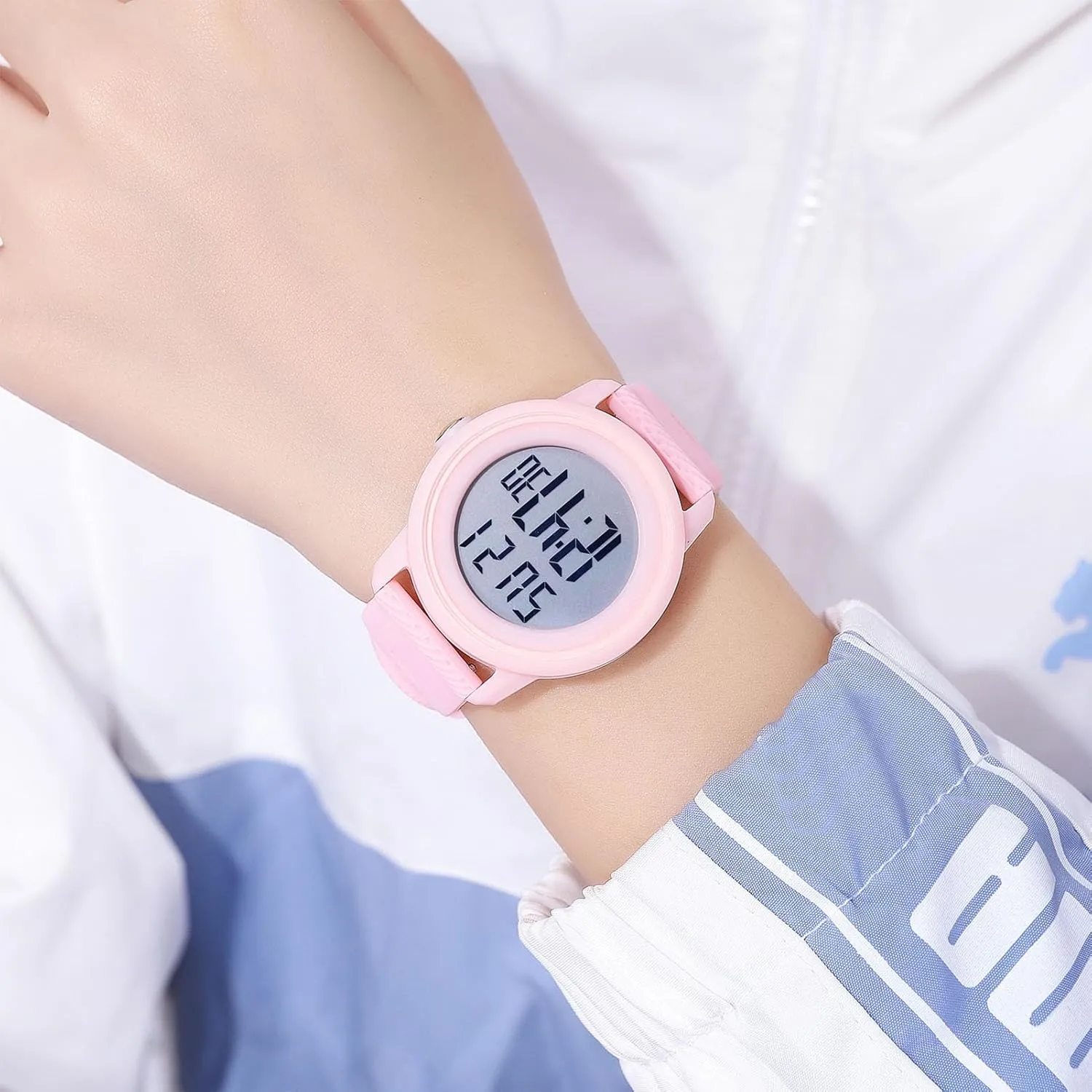 Watch for Men and Women, Waterproof 50M Outdoor Wristwatch with Stopwatch, Countdown Timer, Alarm, Backlight, Comfortable Silicone Strap Digital survey preside LED 
