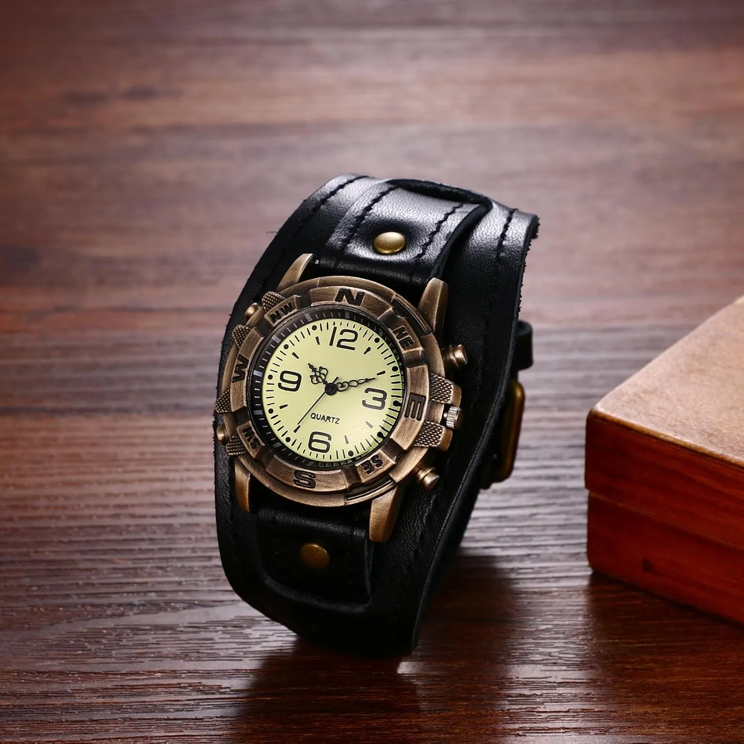 Wide Band Quartz downhill club traditional chronological obvious flag Watches for Men and Women Avaner Vintage Leather Watches, Retro Punk Cuff Watch, 