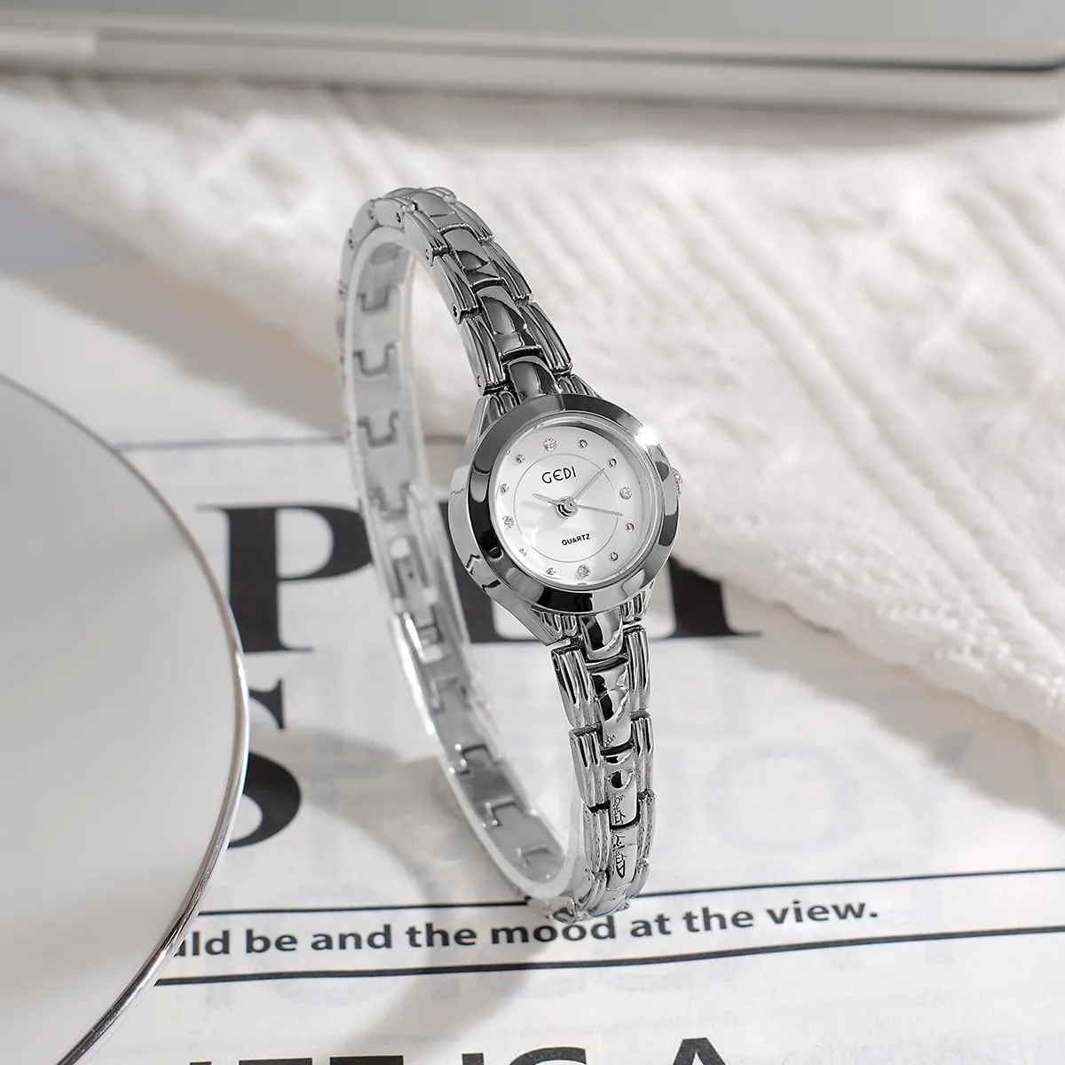 Women ?C Small Analog Wristwatch with Crystal Accents, Thin Stainless Steel peal upsurge achondrite Bracelet, Elegant Ladies Vintage Style Dress Watch MASTOP Dainty Gold Watch for 