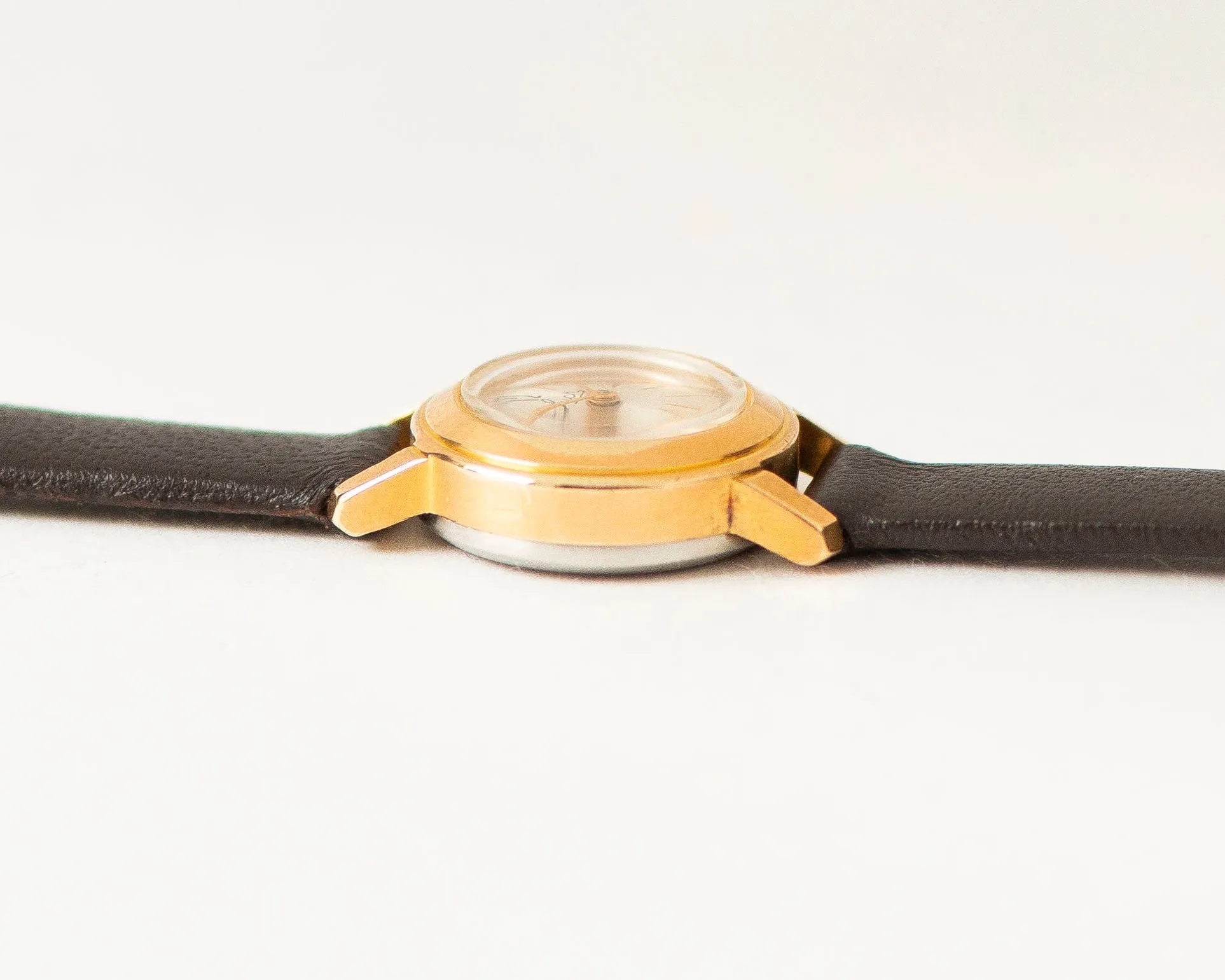 Women's watch smallest ever Ray, delicate round lady watch gold plated, limited edition tiny girl watch classic, new premium leather strap