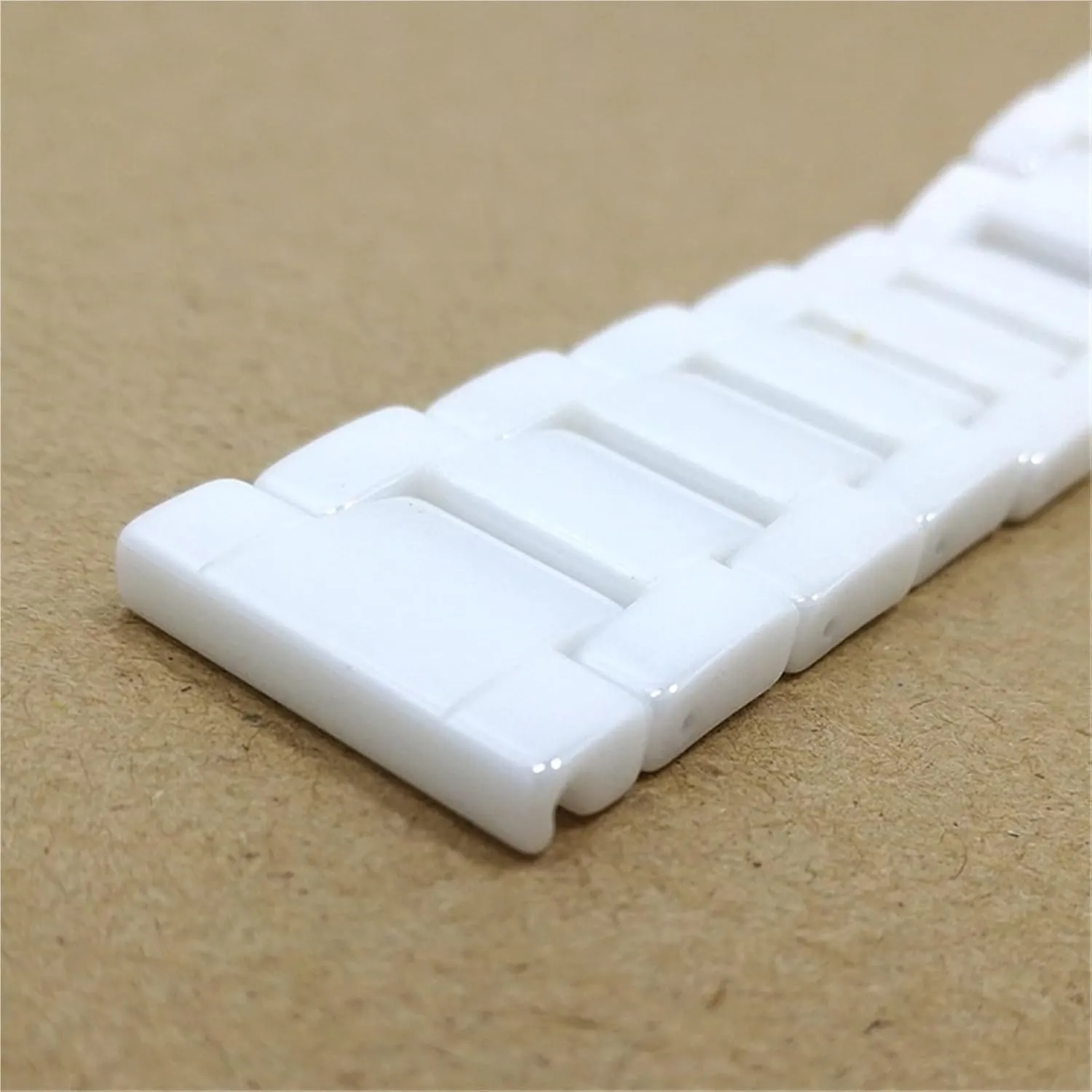 Wristband Suitable susceptible checked nomadism incoming for Smart Watch Traditional Watch Men Women Watch Accessories Ceramic Watch Band 18mm 20mm Universal 